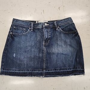 Gap Distressed Denim Micro Mini Skirt Raw Hem Women's Size 12 Classic Y2K Retro
